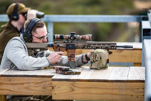 shooter outdoor bench spotter ar15 fde pa scope camo