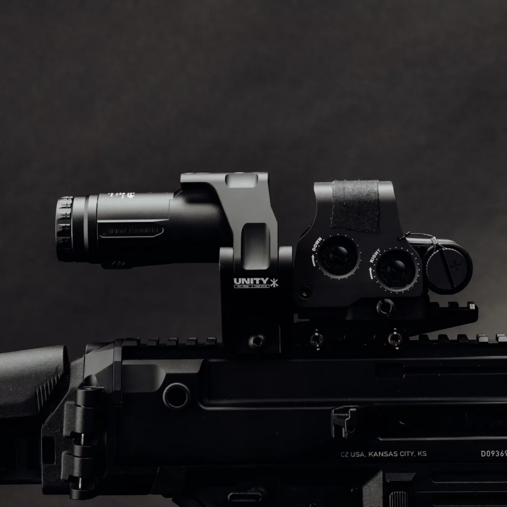 Low Power Variable Optic Vs. Red Dot Sights with A Magnifier - The