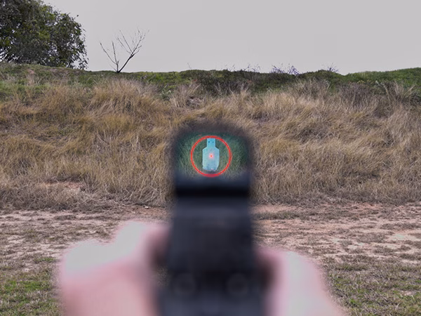 Using a Pistol Red Dot with Astigmatism 5 Astigmatism Friendly Reticles