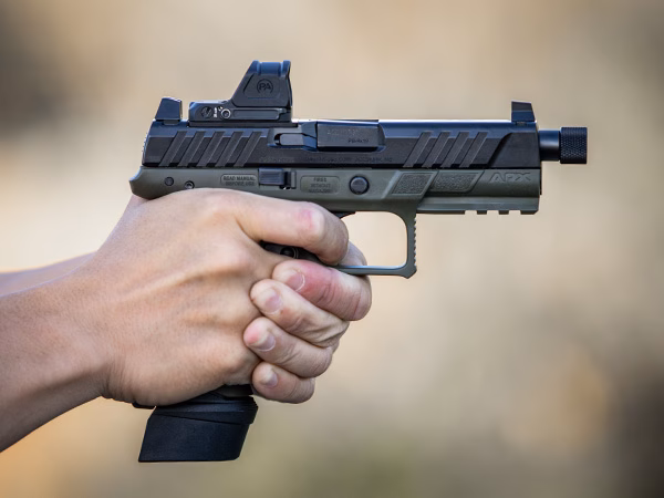 Using a Pistol Red Dot with Astigmatism 3 Astigmatism Why Use RDS