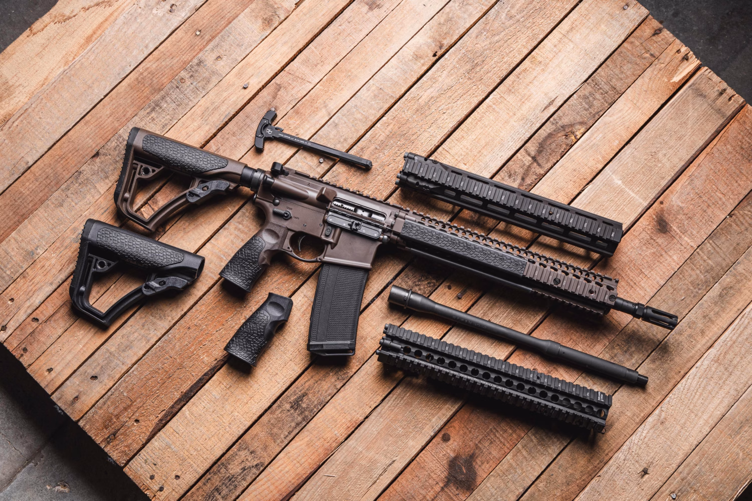 COM Daniel Defense 01