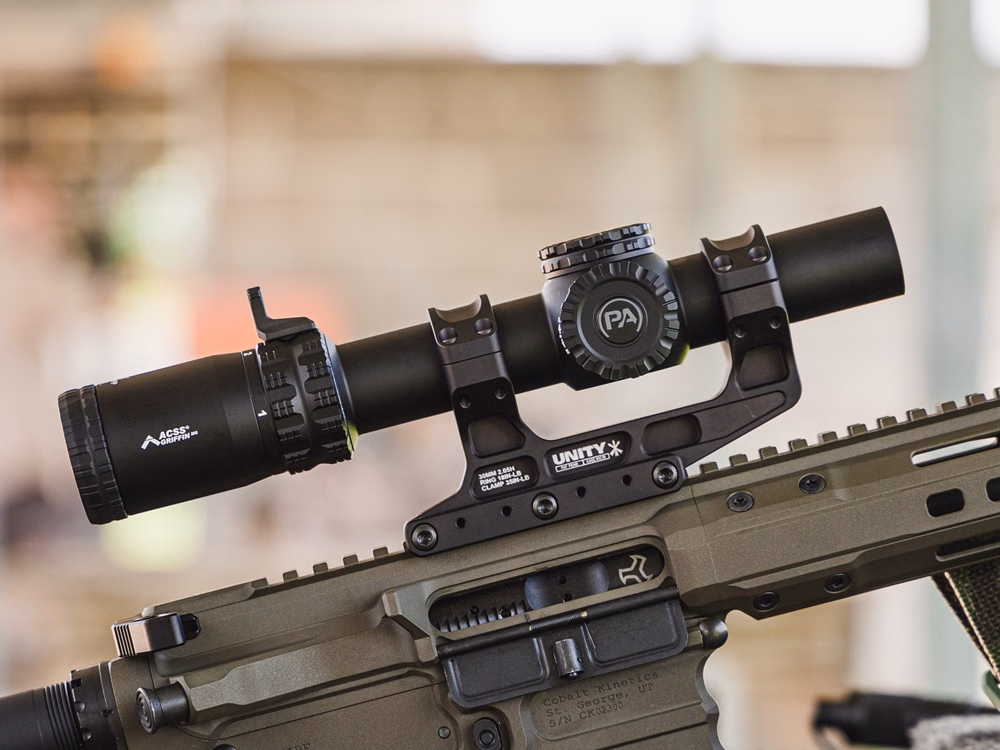 GLx 1 6 Griff Unity 02