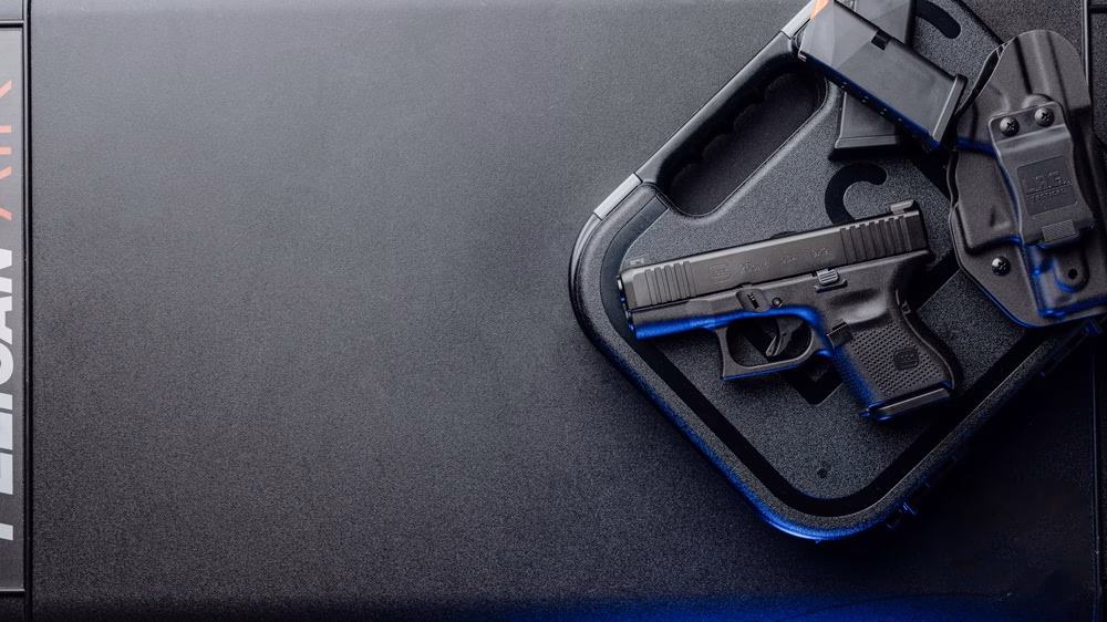 Sub-Compact 9mm Handgun Buyer’s Guide 2 KIT GLOCK26G5ABNS LAGG26 01