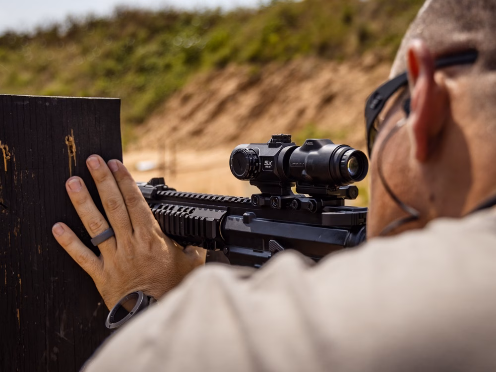 Choosing a Red Dot and Magnifier for Long Distance Shooting 5 MD 25 G 2 01 1