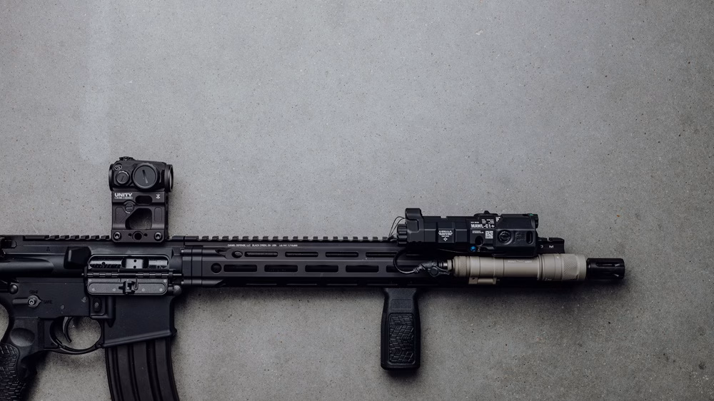 AR-15 Complete Upper Receiver Shopping Guide 3 MG 0448 Copy 1