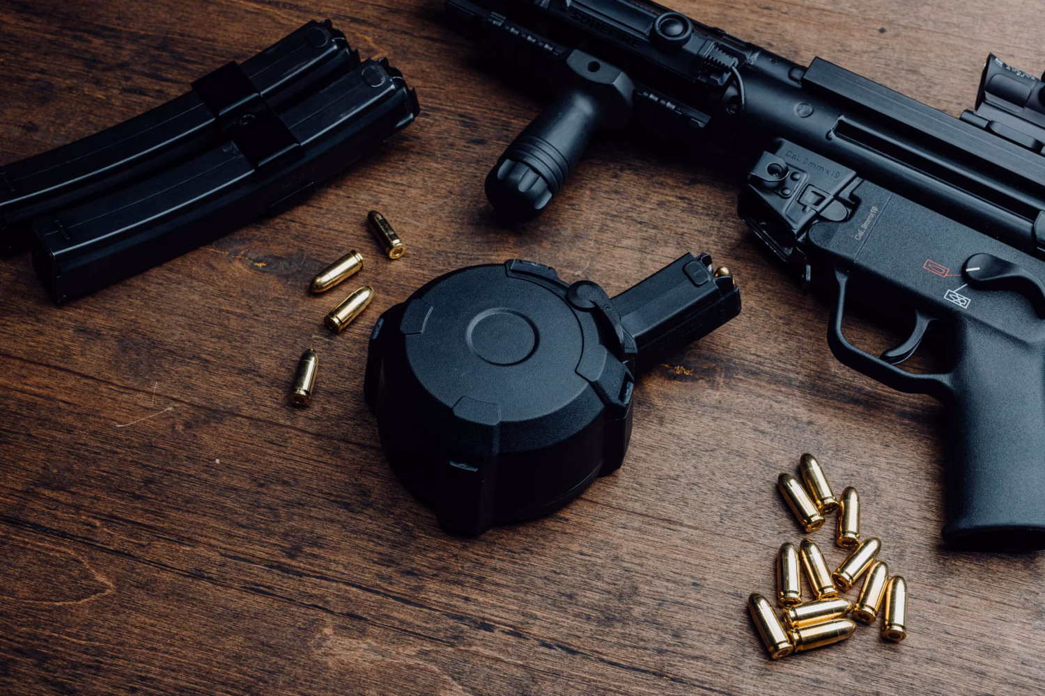 Choosing the Right Ammo: Full Metal Jacket vs Hollow Point 7 Social Buyer Item Magpul D50 mp5 5003