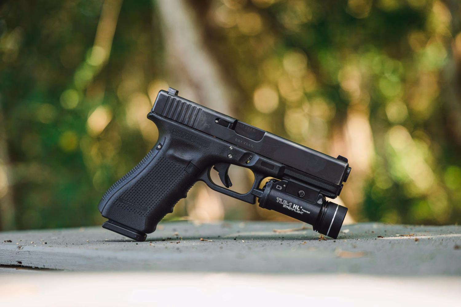 How much is a GLOCK? 4 Streamlight TLR1 HL 1000 looooomens 01 2 1