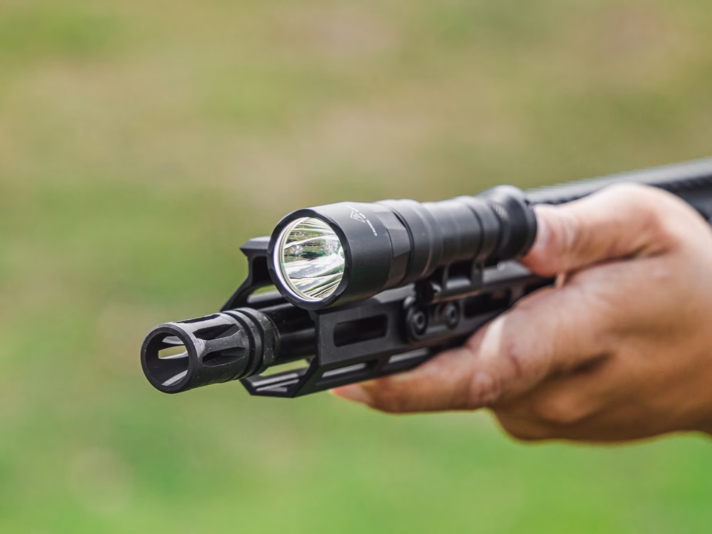 Comparing AR-15 Light Controls: Push Button vs. Pressure Switch 1 Surefire M340DF Turbo 01